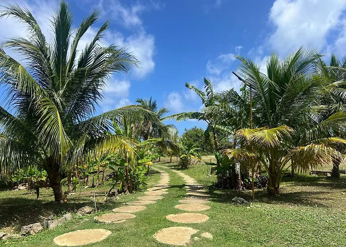 The Sea Cliff Hotel Resort & Spa