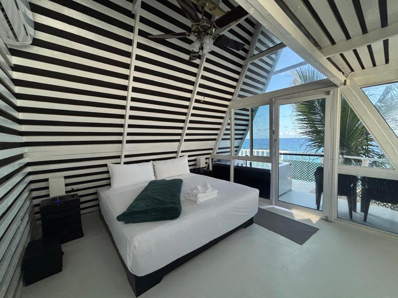 Hotel The Sea Cliff &