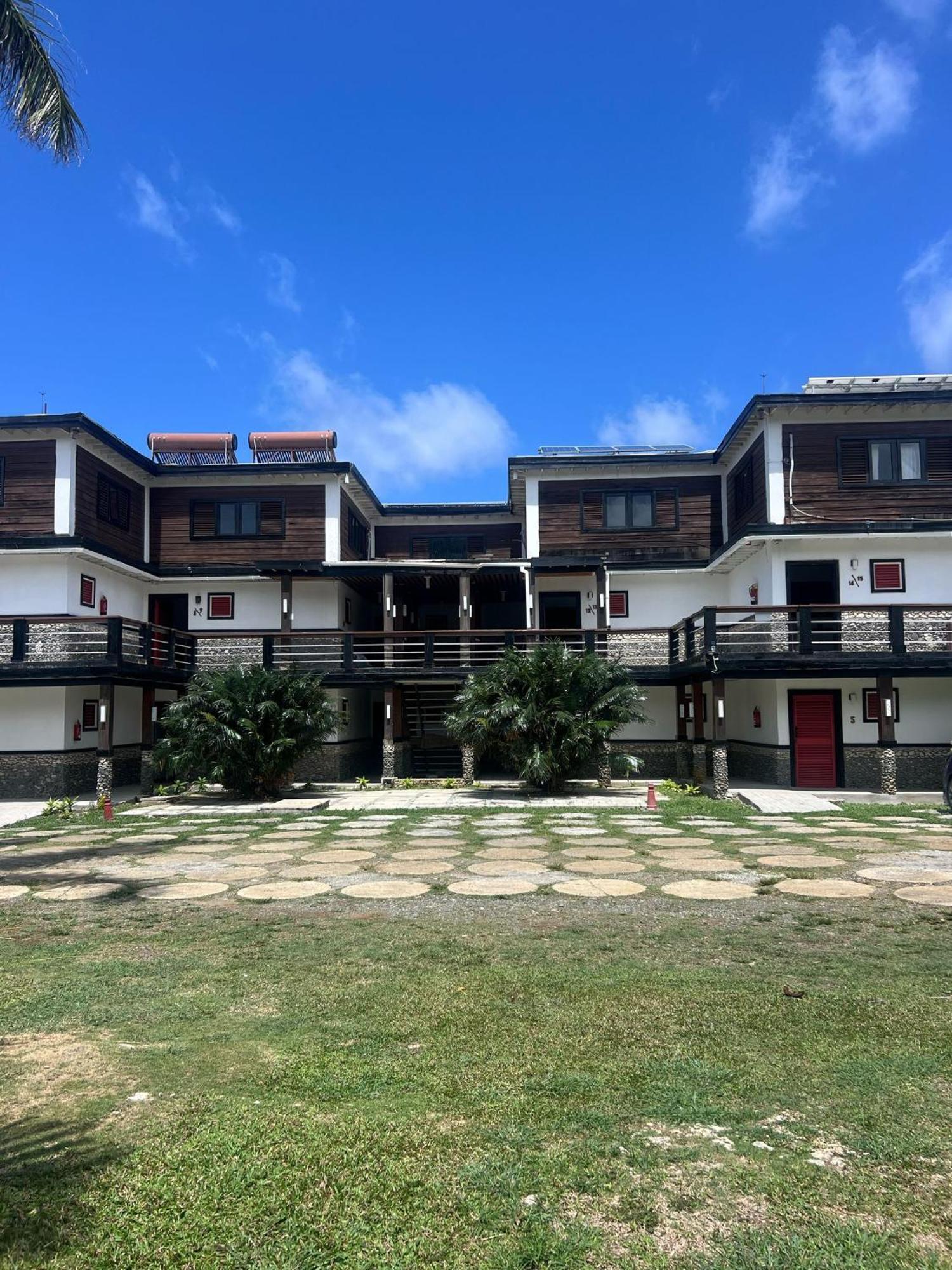 The Sea Cliff & Hotel 4*