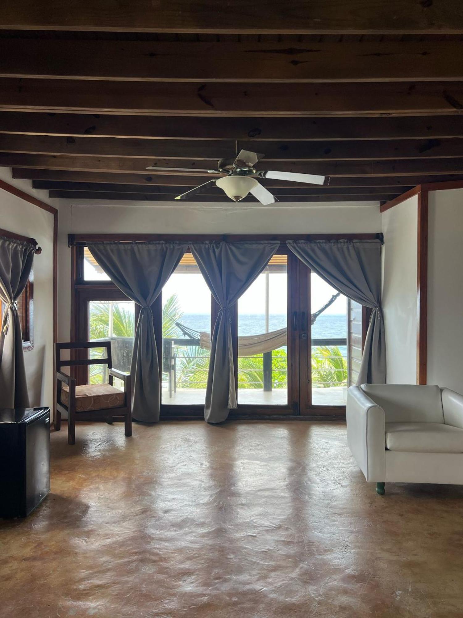 The Sea Cliff & 4* Port Antonio